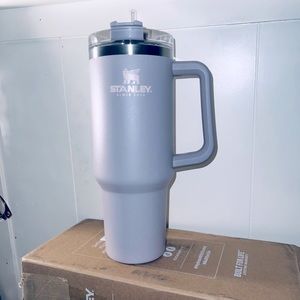 Abalone Stanley quencher tumbler 40oz